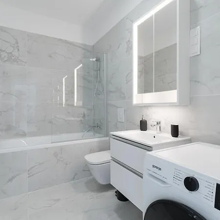 Apartament Skyline *